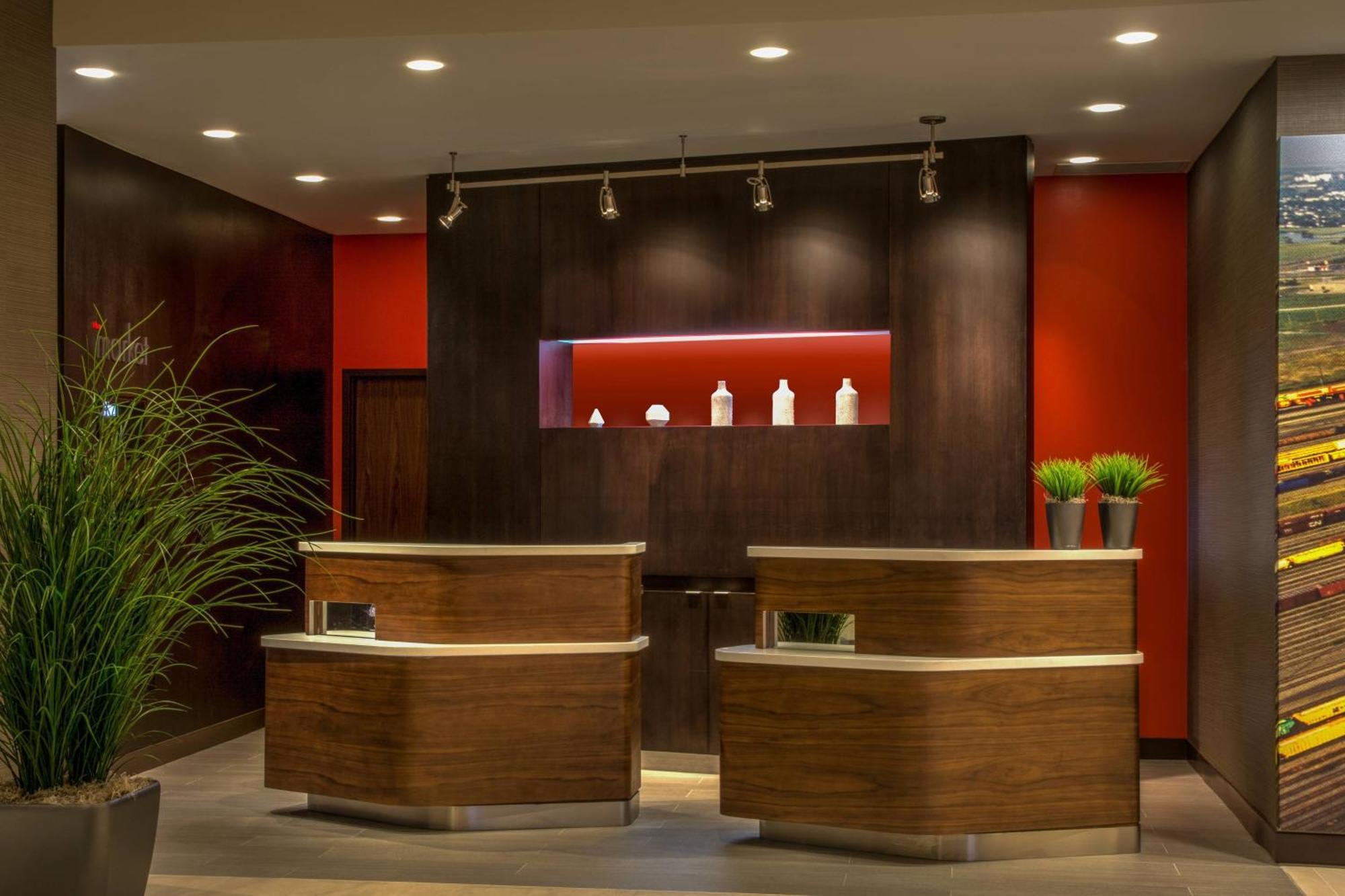 Courtyard By Marriott Winnipeg Airport Bagian luar foto