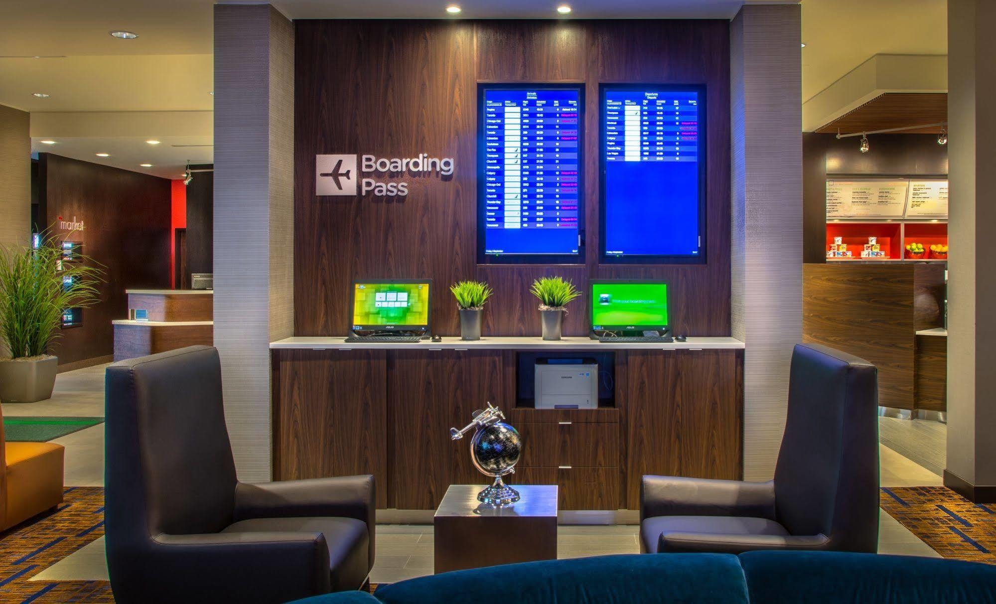 Courtyard By Marriott Winnipeg Airport Bagian luar foto