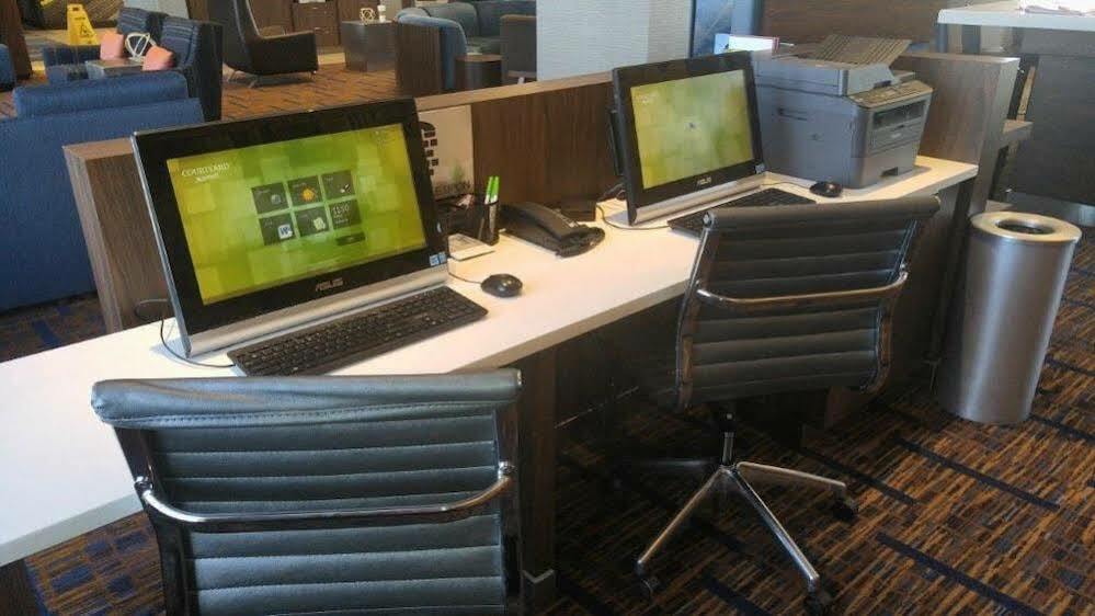 Courtyard By Marriott Winnipeg Airport Bagian luar foto